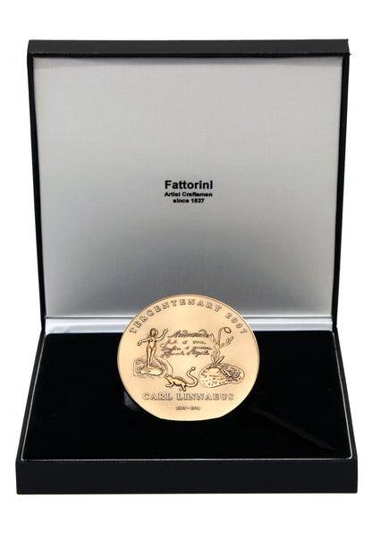Bronze tercentenary medal in black gift box 